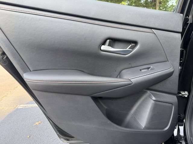 Used 2025 Nissan Sentra SR w/ SR Premium Package FWD image 25