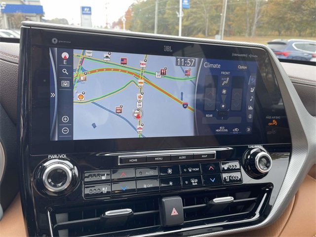 Used 2021 Toyota Highlander Platinum image 28