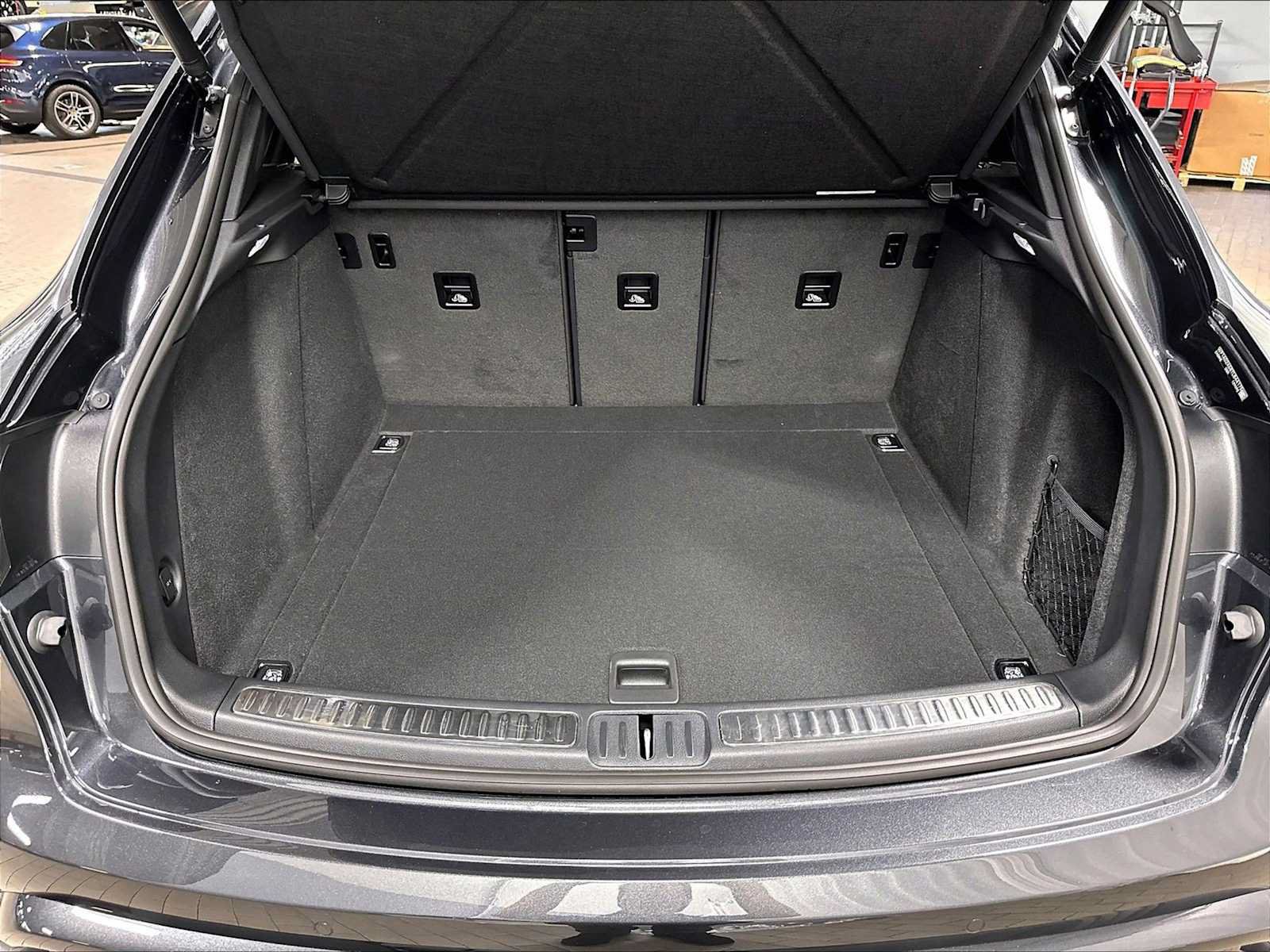 New 2026 Porsche Macan S AWD/4WD image 38