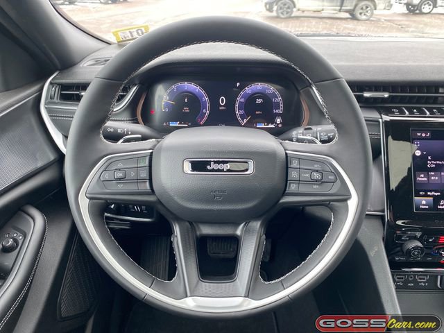 New 2025 Jeep Grand Cherokee L Altitude AWD/4WD image 18