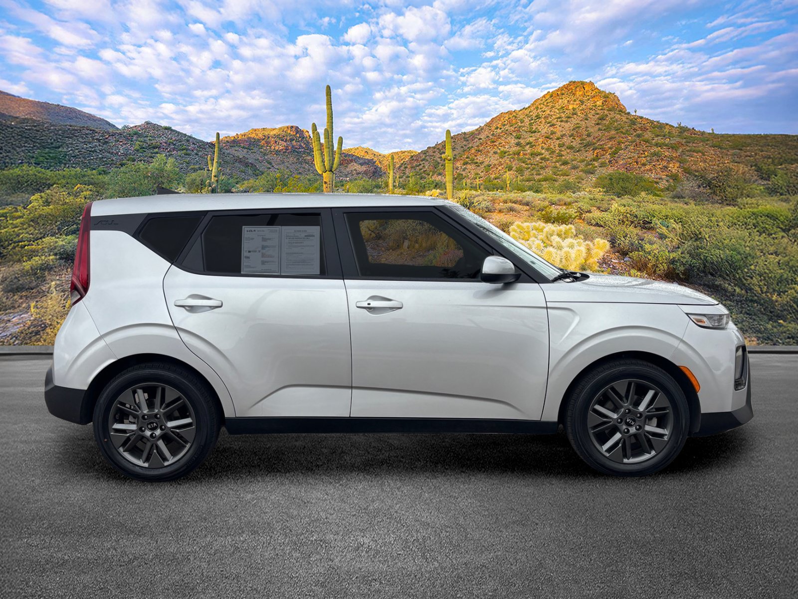 Certified 2021 Kia Soul EX FWD image 3