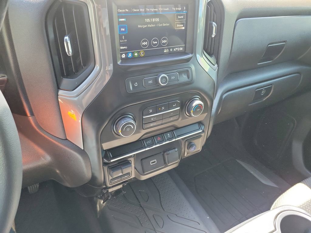 Used 2019 Chevrolet Silverado 1500 Custom w/ Custom Value Package image 9