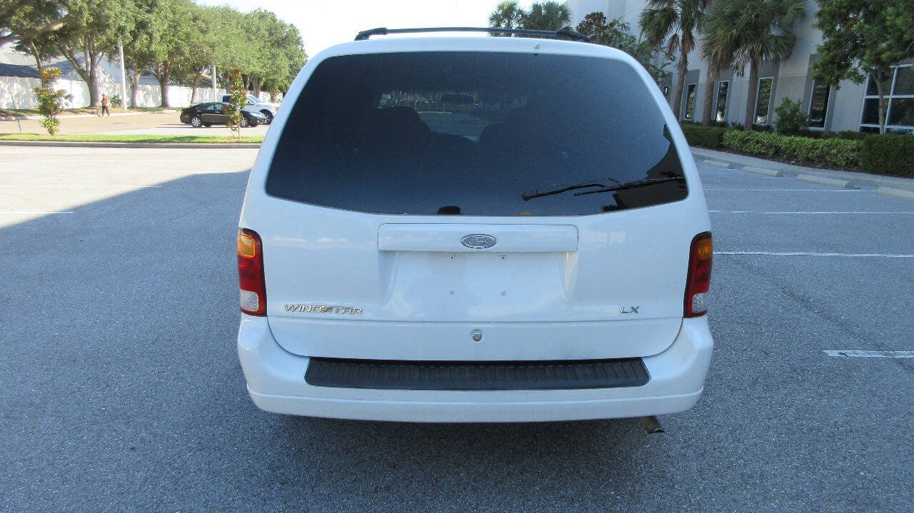 Used 2002 Ford Windstar LX FWD image 4