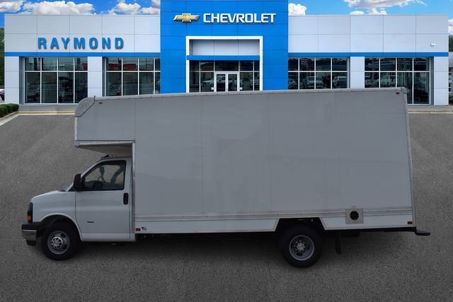 New 2025 Chevrolet Express 3500 w/ Power Convenience Package image 7