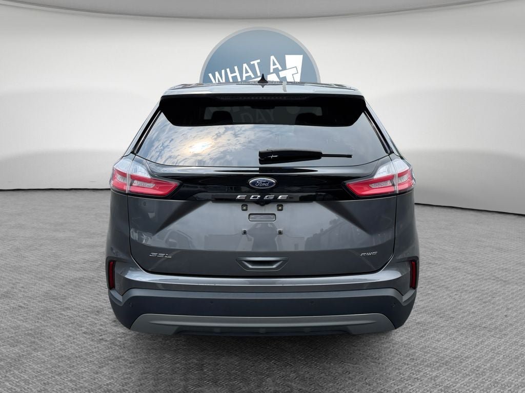 Used 2024 Ford Edge SEL AWD/4WD image 5