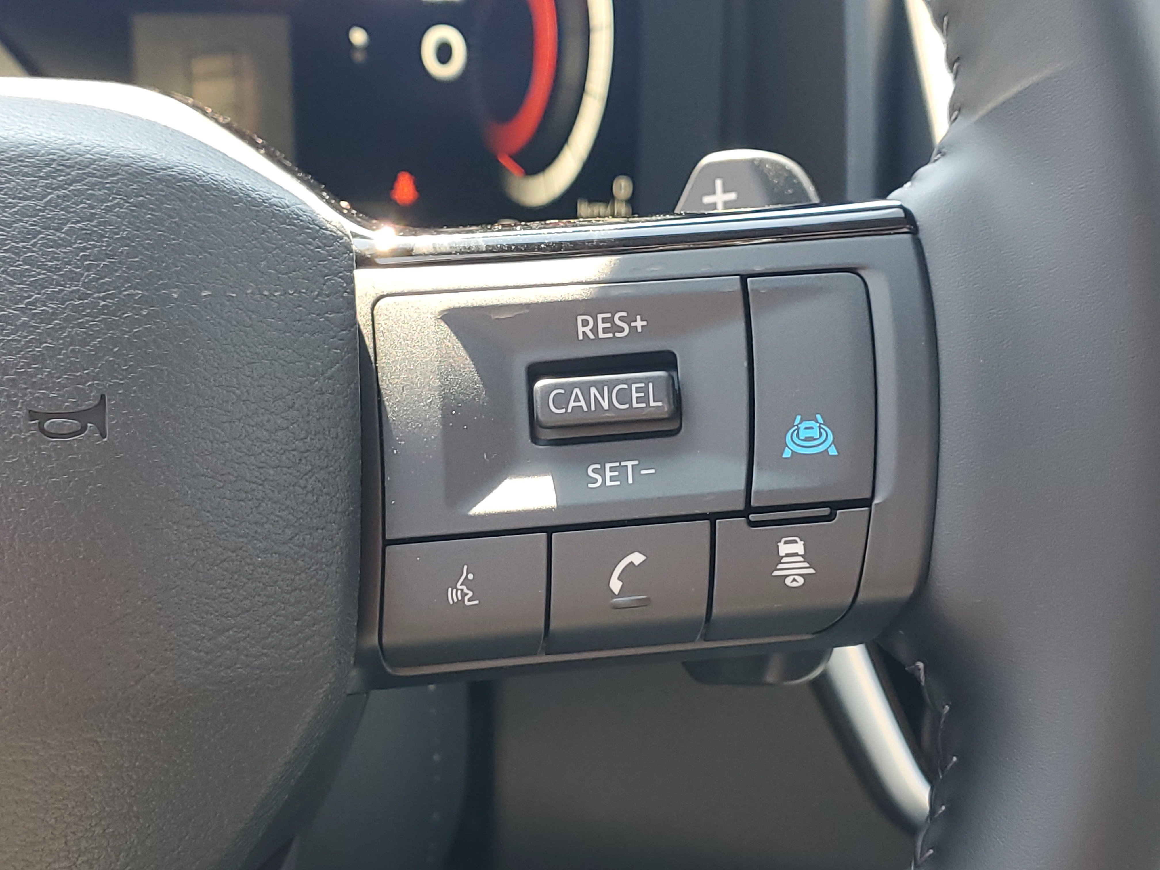 New 2026 Nissan Rogue Platinum AWD/4WD image 11