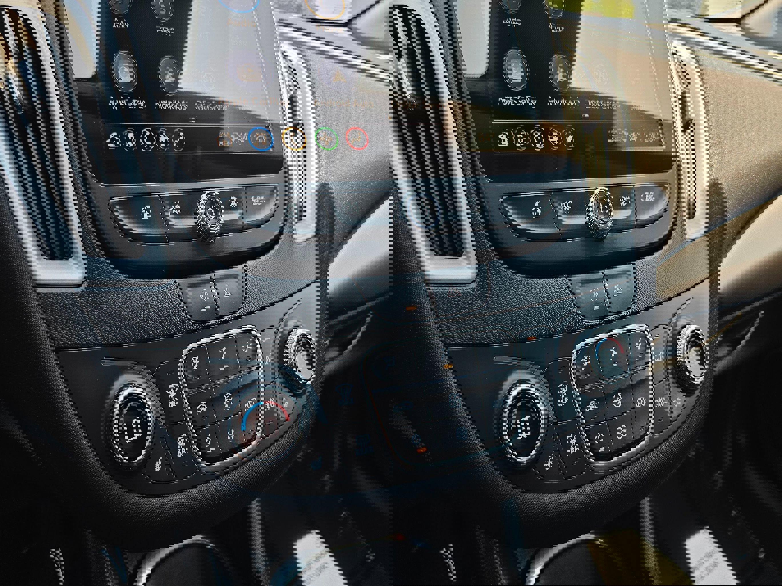 Used 2023 Chevrolet Malibu LT image 30