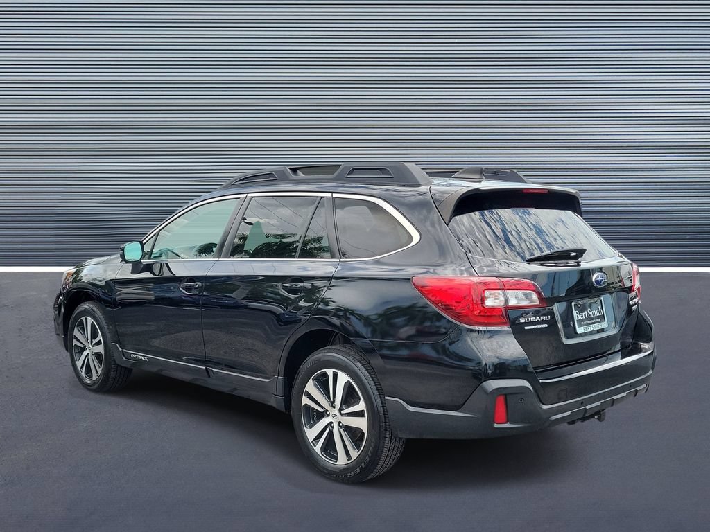 Used 2018 Subaru Outback 3.6R Limited AWD/4WD image 4
