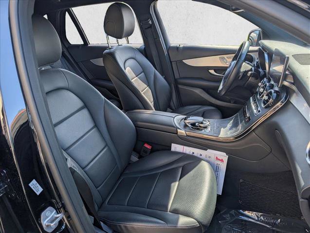 Used 2019 Mercedes-Benz GLC 350e 4MATIC image 21