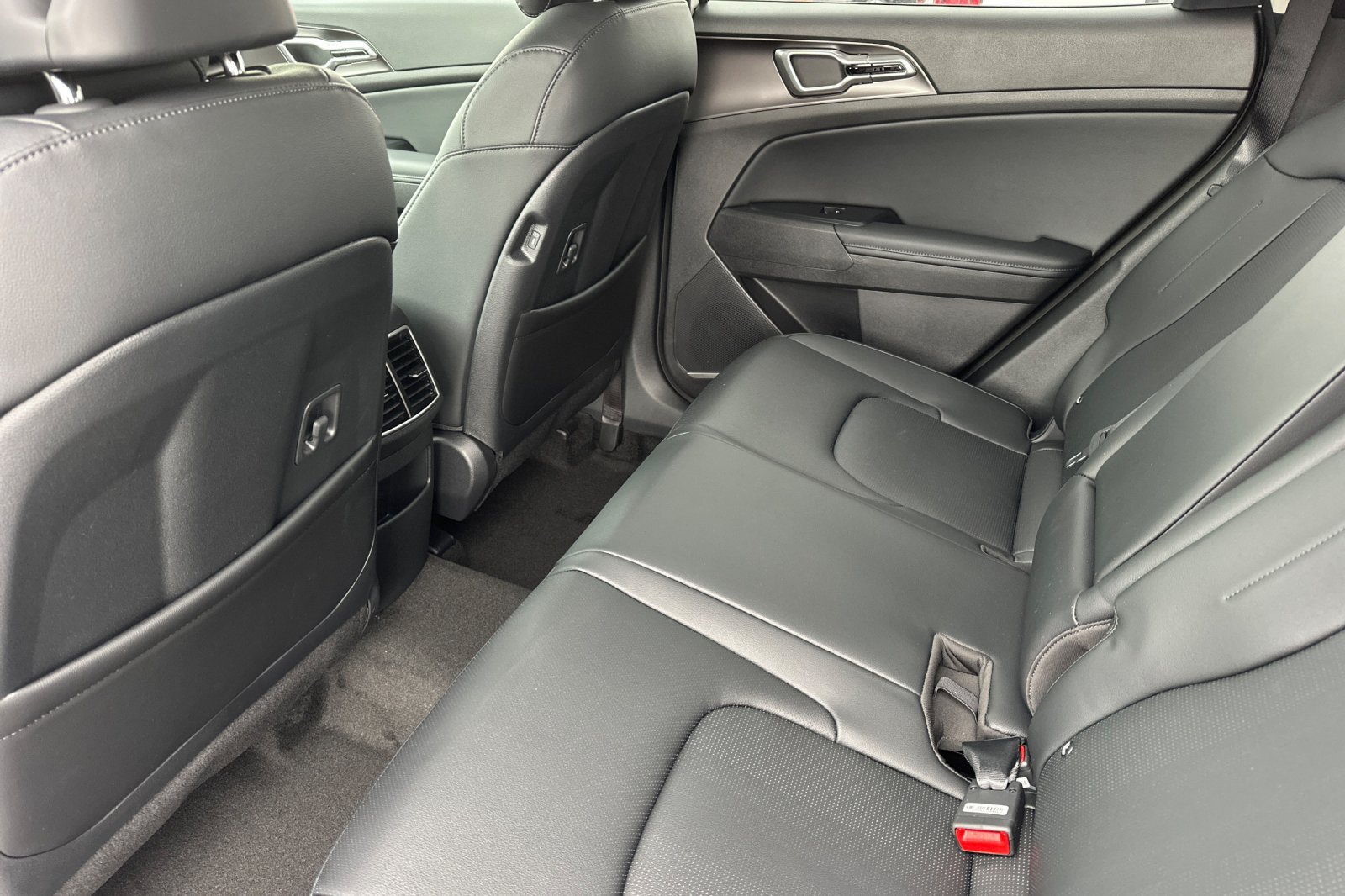 New 2027 Kia Sportage EX AWD/4WD image 13
