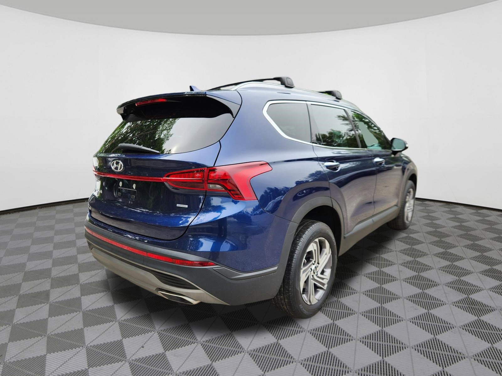 Certified 2023 Hyundai Santa Fe SEL AWD/4WD image 4