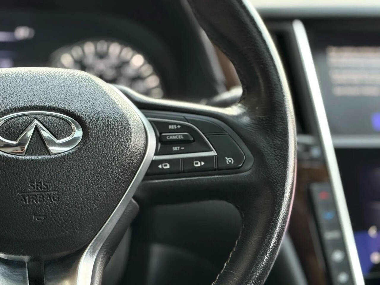 Used 2018 INFINITI Q50 Luxe w/ Essential Package (3.0T Luxe) image 12