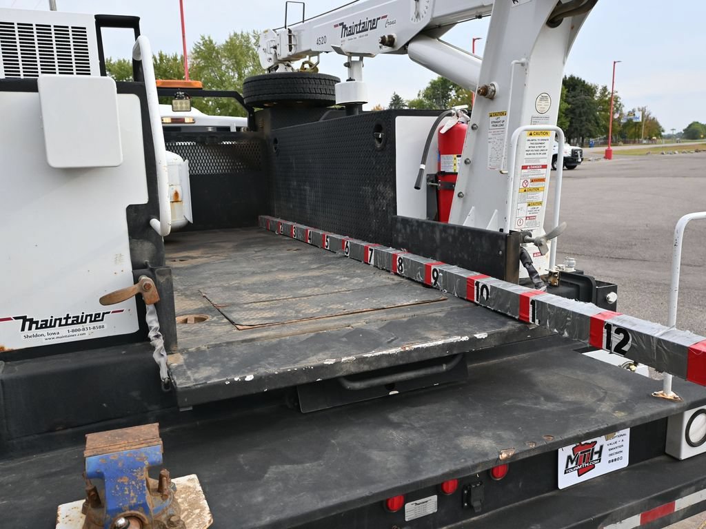Used 2016 Ford F550 2WD Regular Cab Super Duty image 47