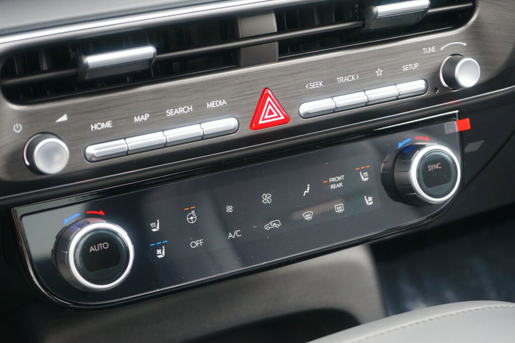 Used 2026 Hyundai Palisade Calligraphy image 11