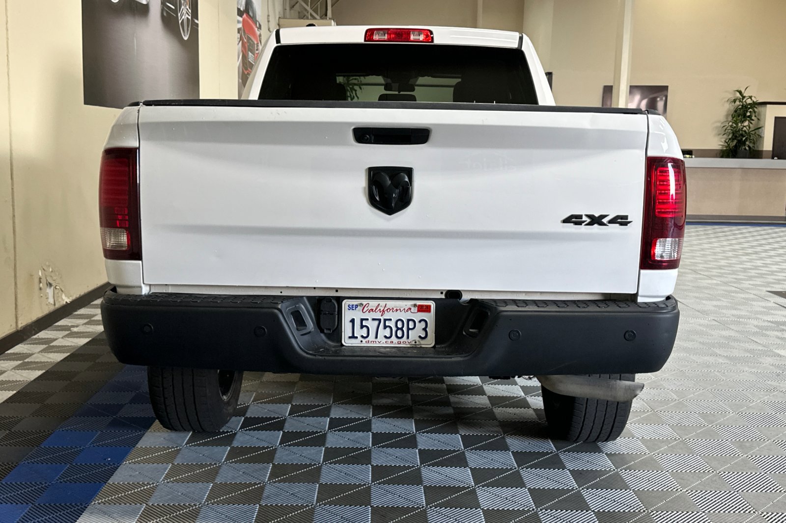 Used 2022 RAM 1500 Classic Warlock w/ Warlock Decor Package AWD/4WD image 5