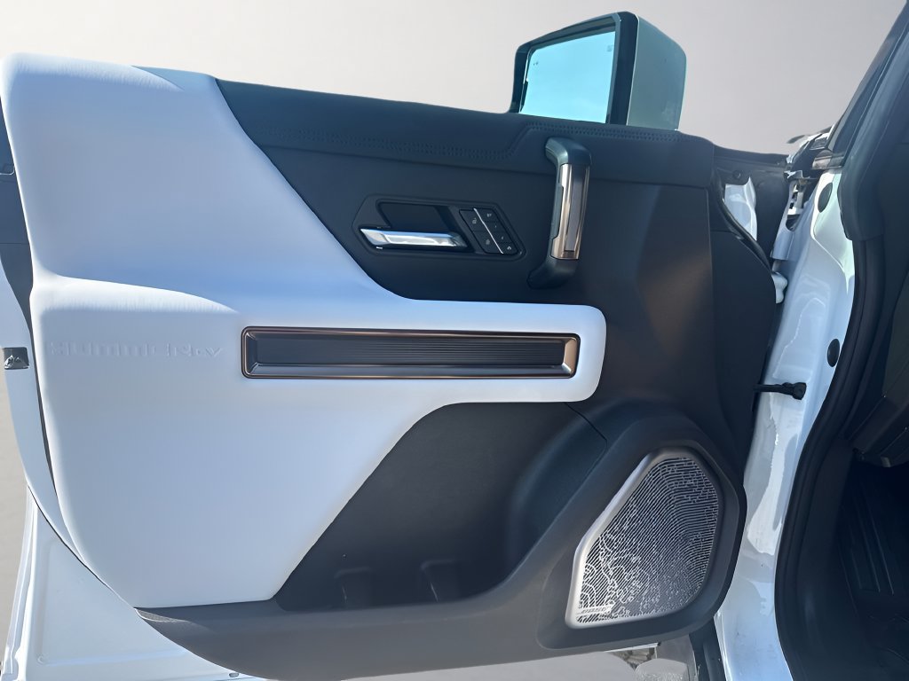 Used 2025 GMC Hummer EV 2X AWD/4WD image 27