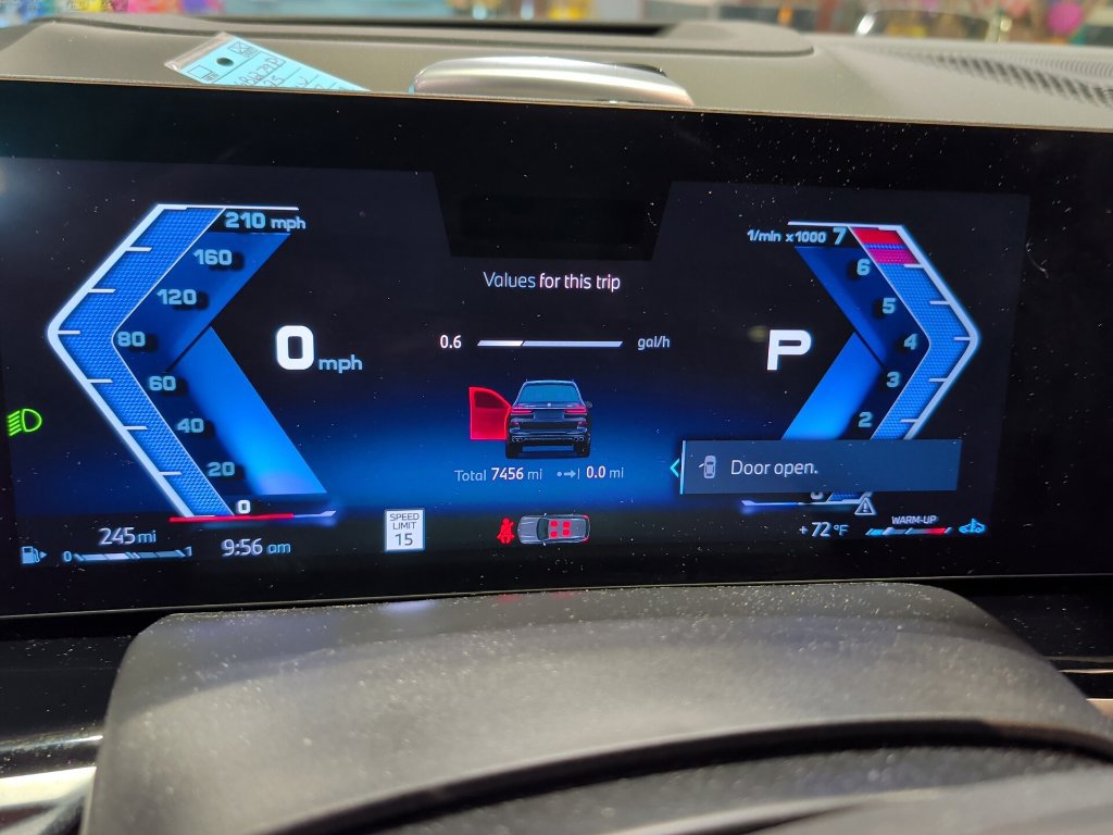 Certified 2025 BMW ALPINA XB7 AWD/4WD image 4