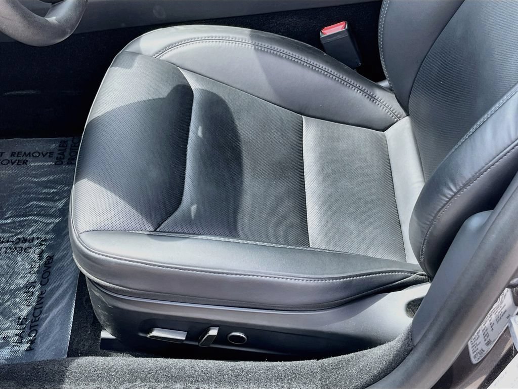 Used 2025 Tesla Model 3 Long Range RWD image 19