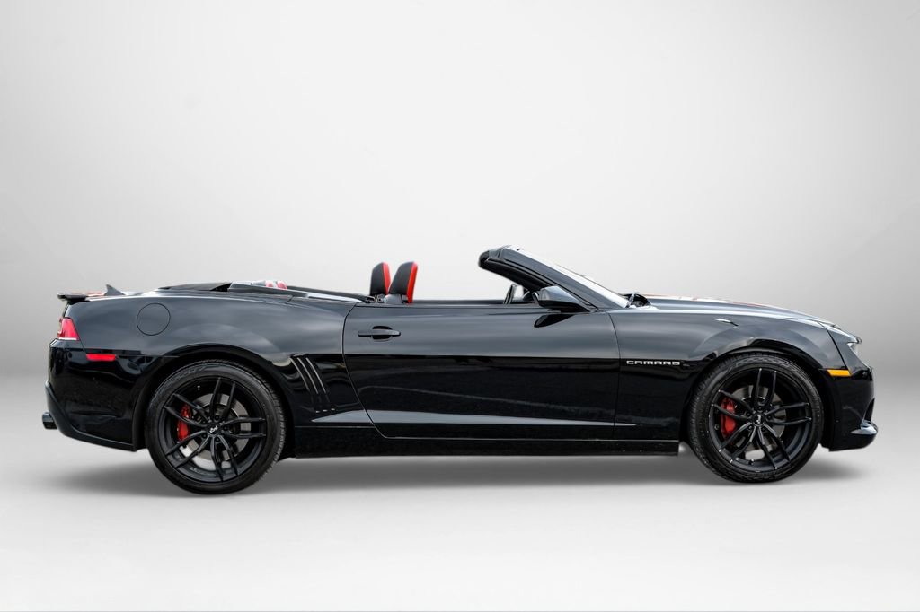 Used 2015 Chevrolet Camaro SS w/ RS Package RWD image 8