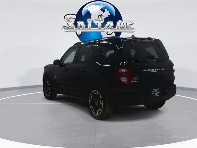 Used 2021 Ford Bronco Sport Outer Banks image 2