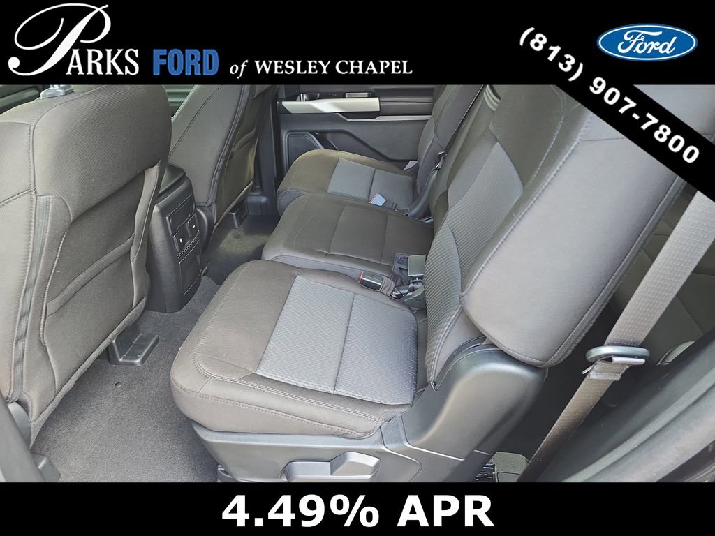 Certified 2024 Ford Explorer XLT RWD image 15