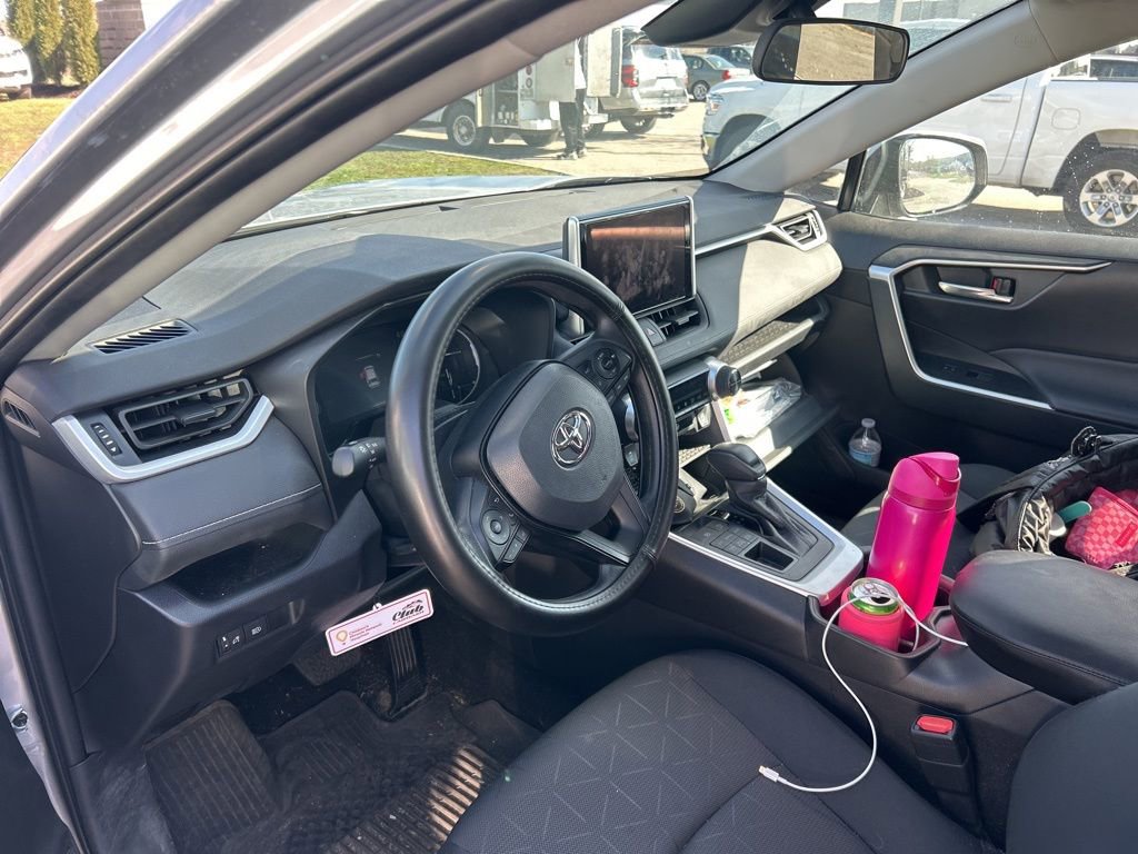 Used 2024 Toyota RAV4 XLE image 8