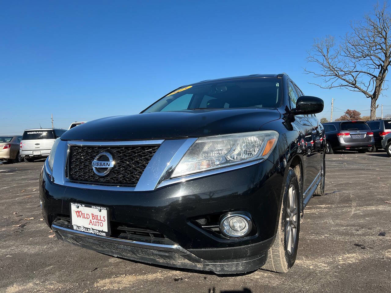 Used 2015 Nissan Pathfinder SL image 2