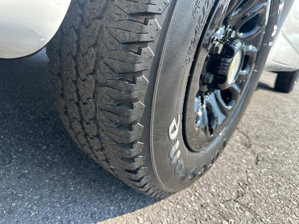 Used 2011 Chevrolet Express 1500 AWD w/ Power Package image 9