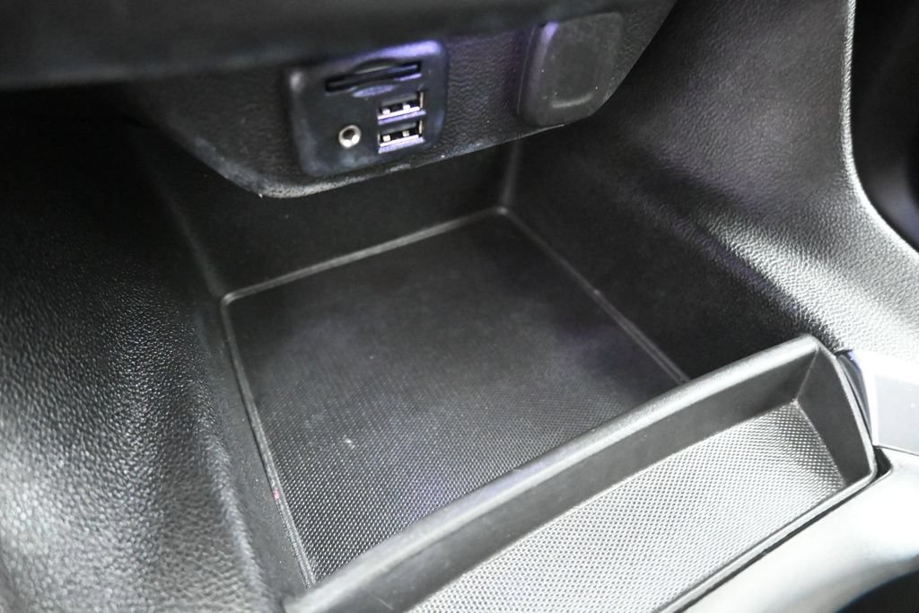Used 2020 Chevrolet Traverse LT w/ LT Premium Package FWD image 18