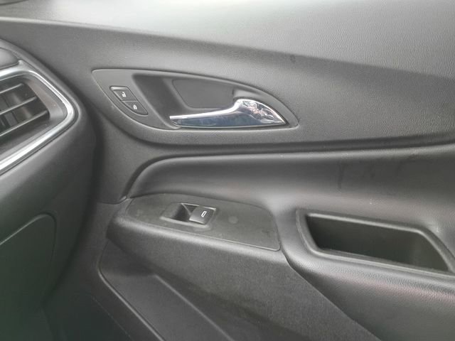 Used 2020 Chevrolet Equinox LT w/ Sport Edition image 20