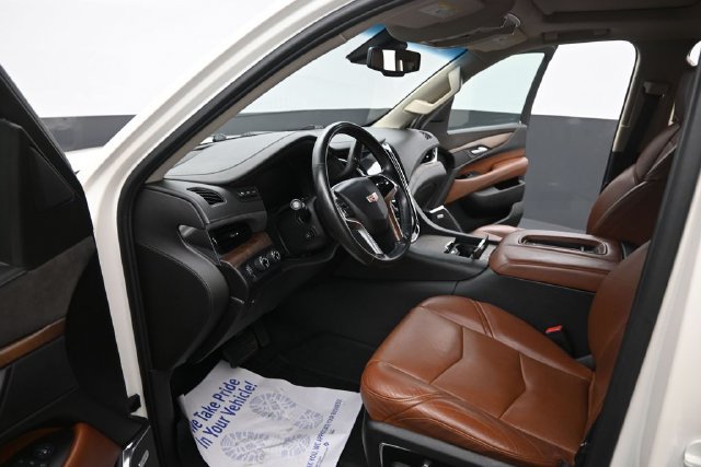 Used 2015 Cadillac Escalade Premium AWD/4WD image 19