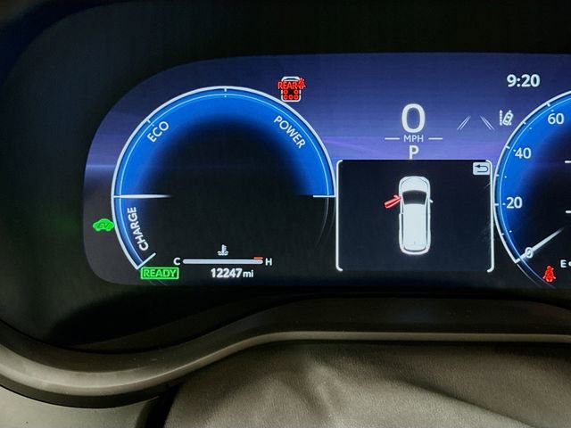 Used 2025 Toyota Sienna Platinum AWD/4WD image 12