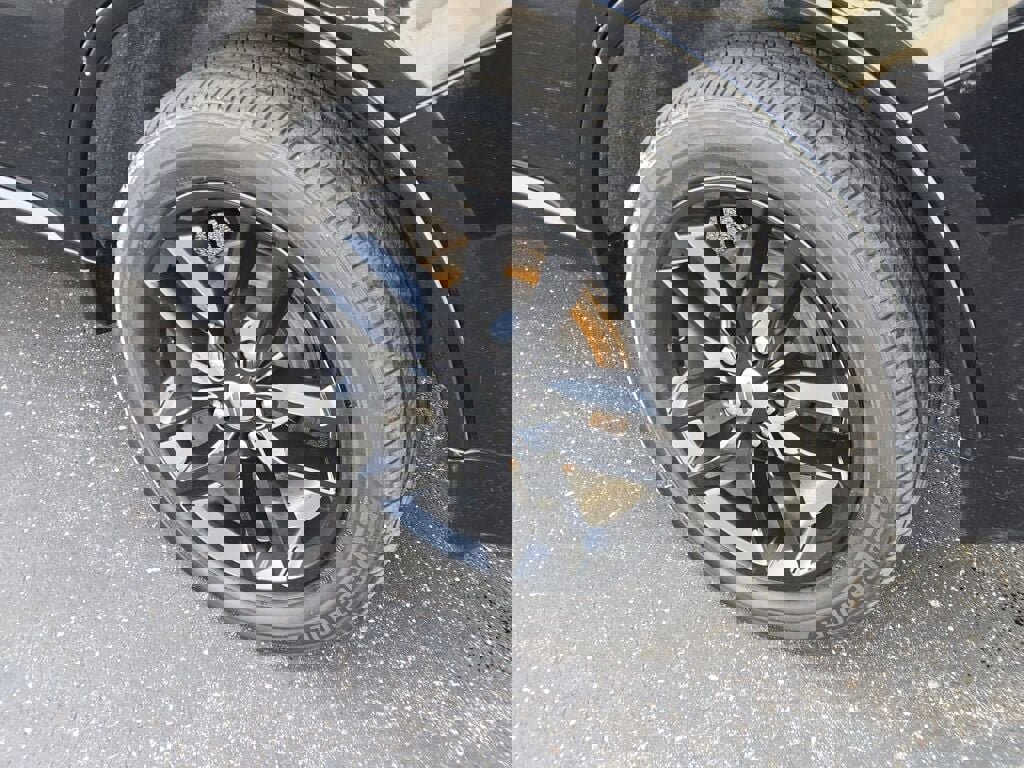 Used 2024 Dodge Durango GT image 14