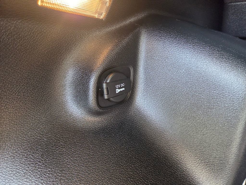 Used 2019 Jeep Cherokee Trailhawk w/ Comfort & Convenience Group image 13