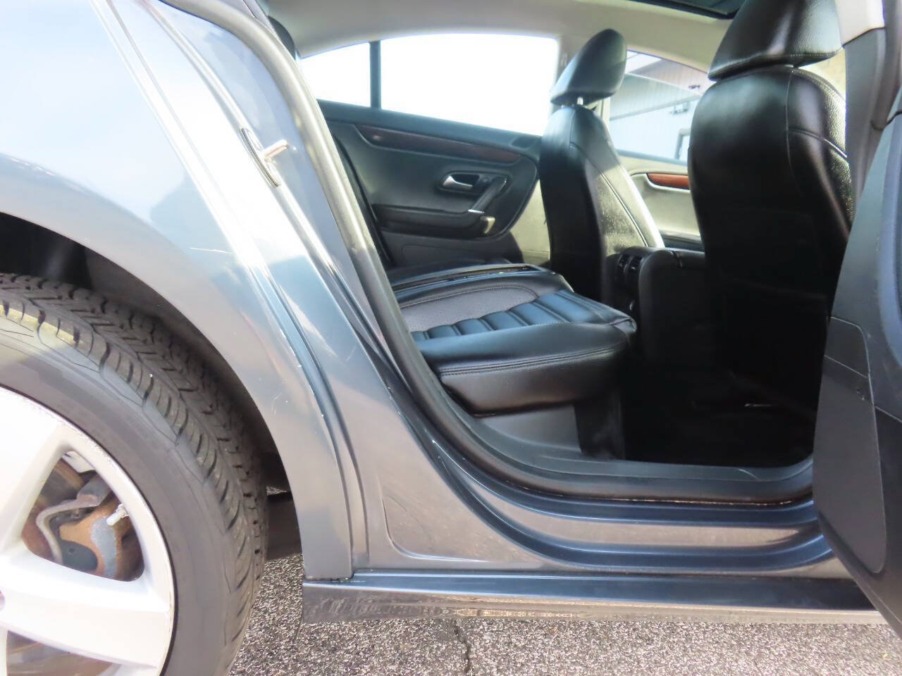 Used 2012 Volkswagen CC Lux Plus FWD image 14