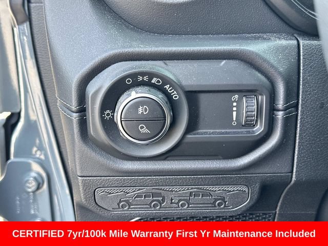Used 2025 Jeep Gladiator Sport AWD/4WD image 30