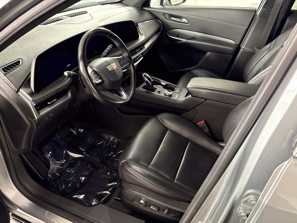 Used 2024 Cadillac XT4 Premium Luxury FWD image 33