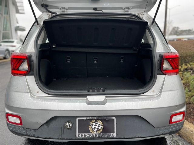 Used 2023 Hyundai Venue SEL w/ Cargo Package image 31