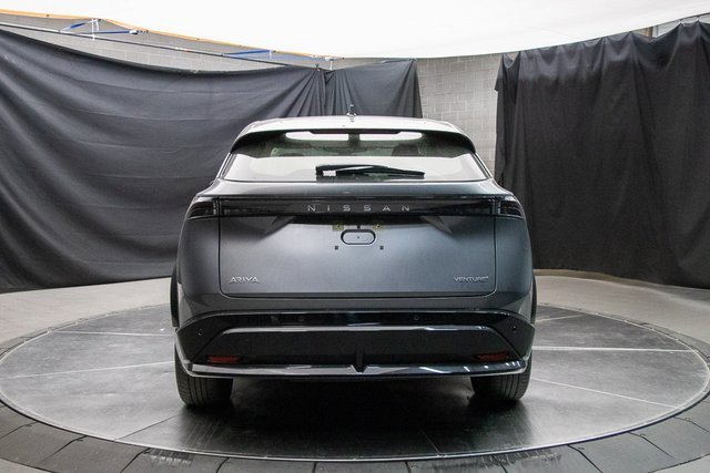 Used 2023 Nissan Ariya FWD image 11
