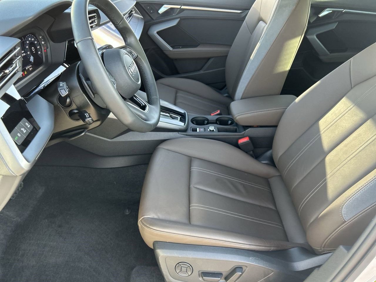 Used 2025 Audi A3 2.0T Premium w/ Convenience Package image 16