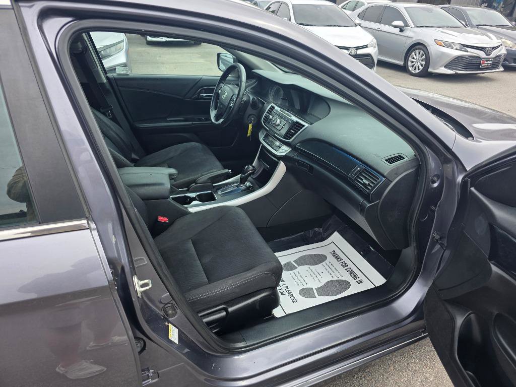 Used 2013 Honda Accord Sport image 9