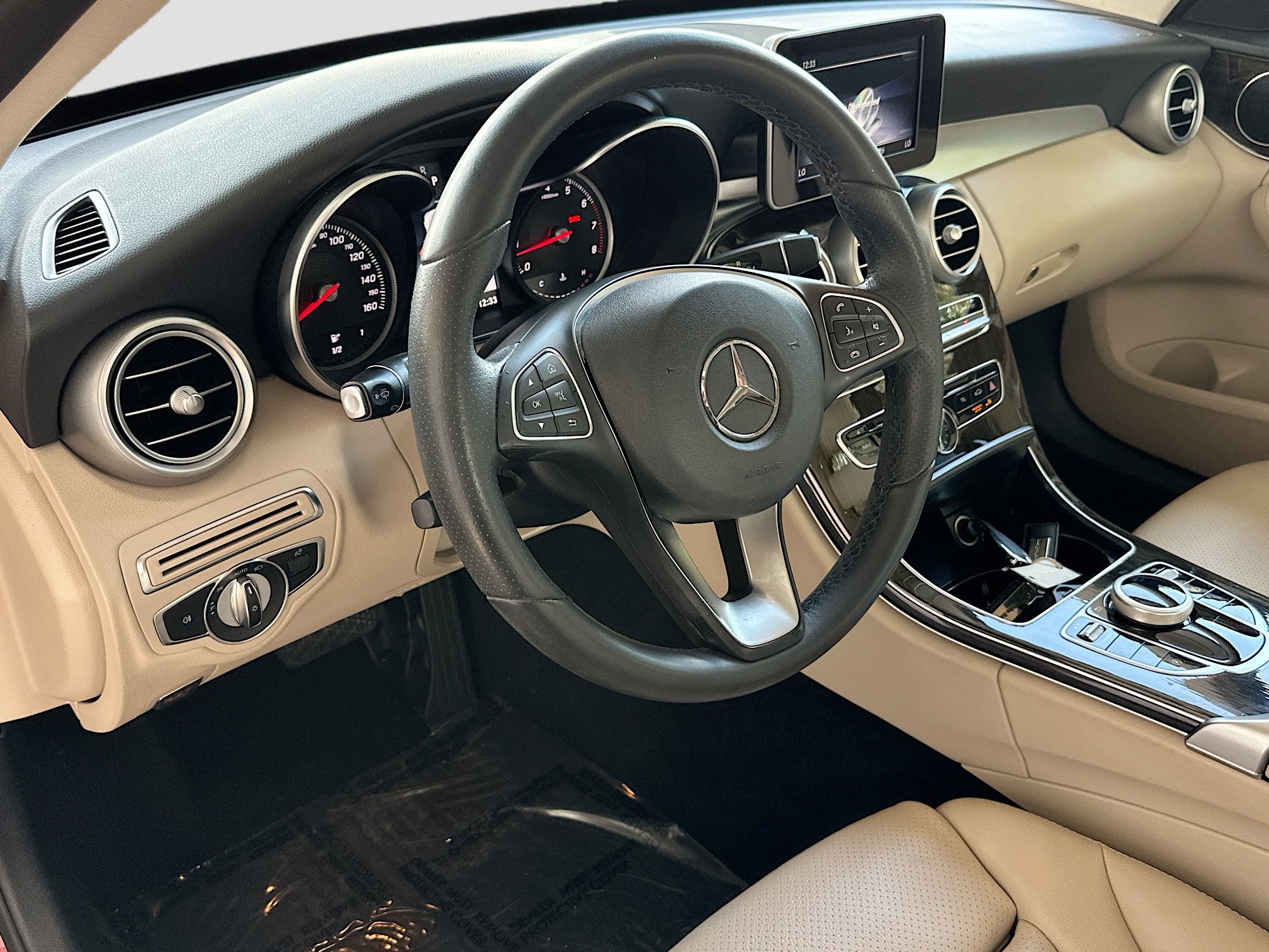 Used 2018 Mercedes-Benz C 300 Sedan image 9