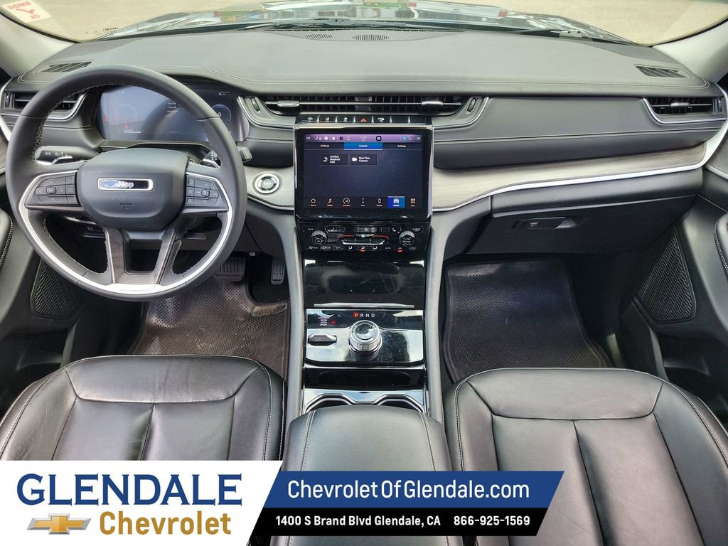 Used 2023 Jeep Grand Cherokee L Limited AWD/4WD image 23