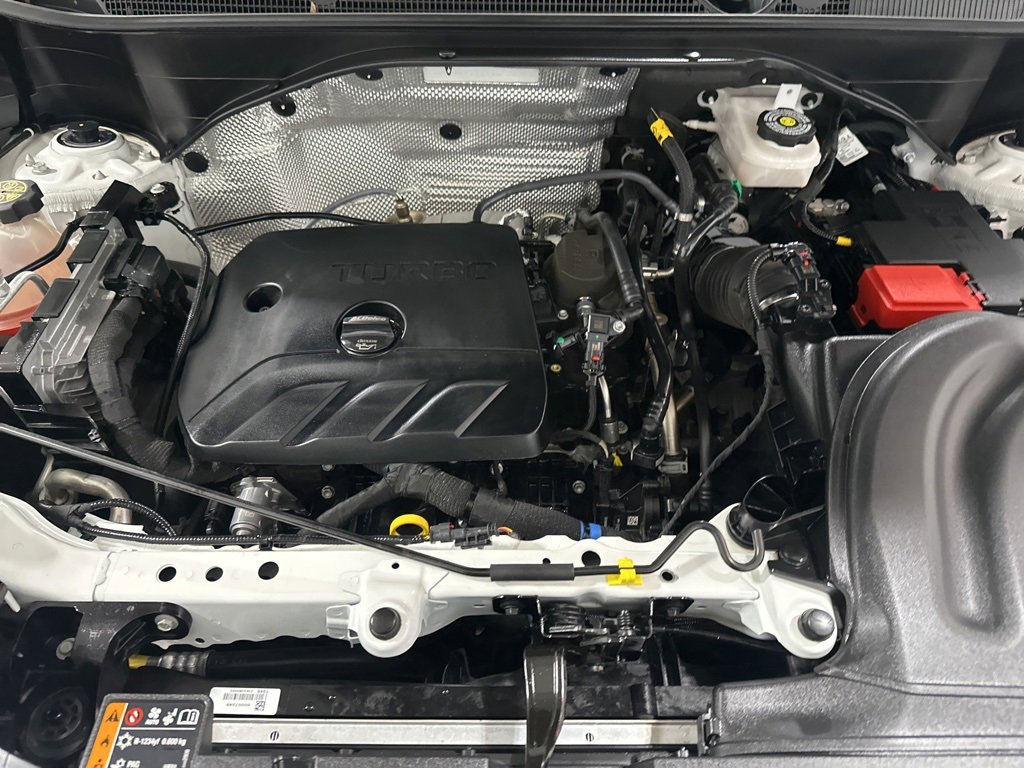 Used 2024 Buick Encore GX Sport Touring image 11