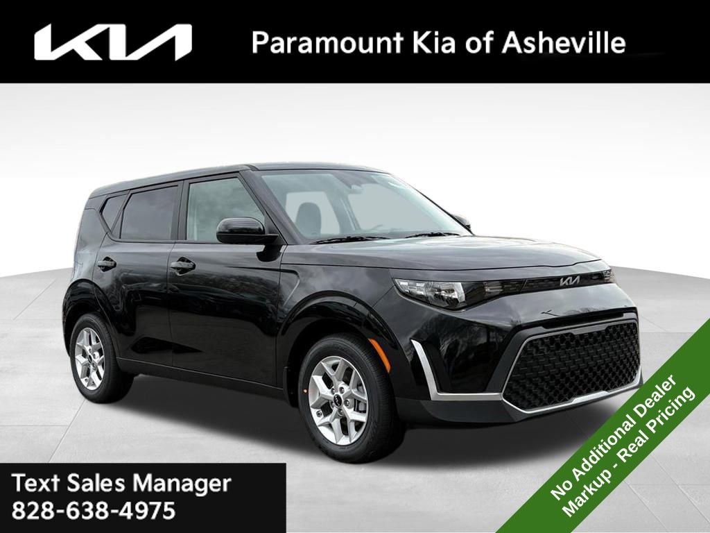 New 2025 Kia Soul LX w/ LX Technology Package