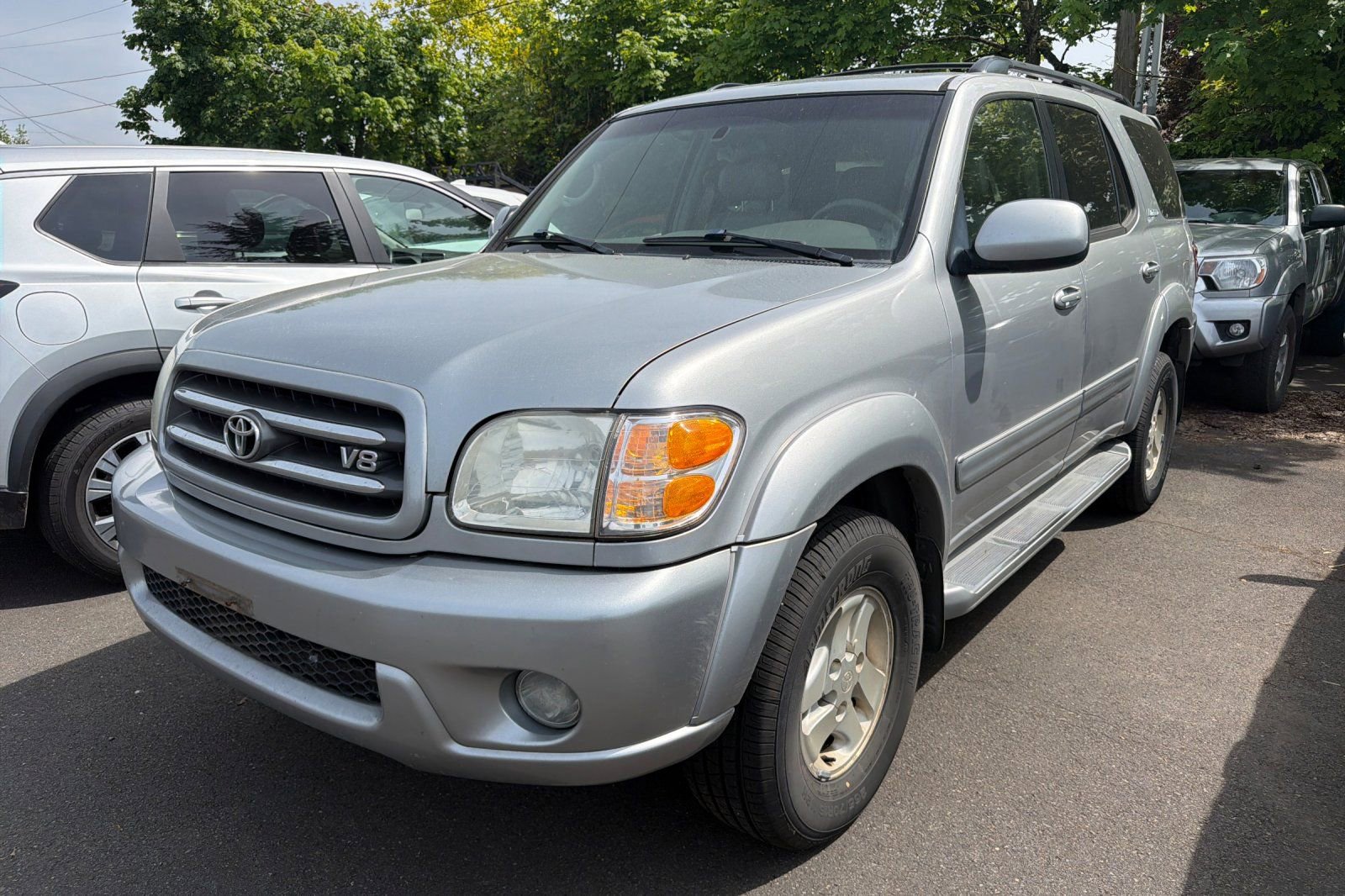 Used 2002 Toyota Sequoia Limited AWD/4WD image 2