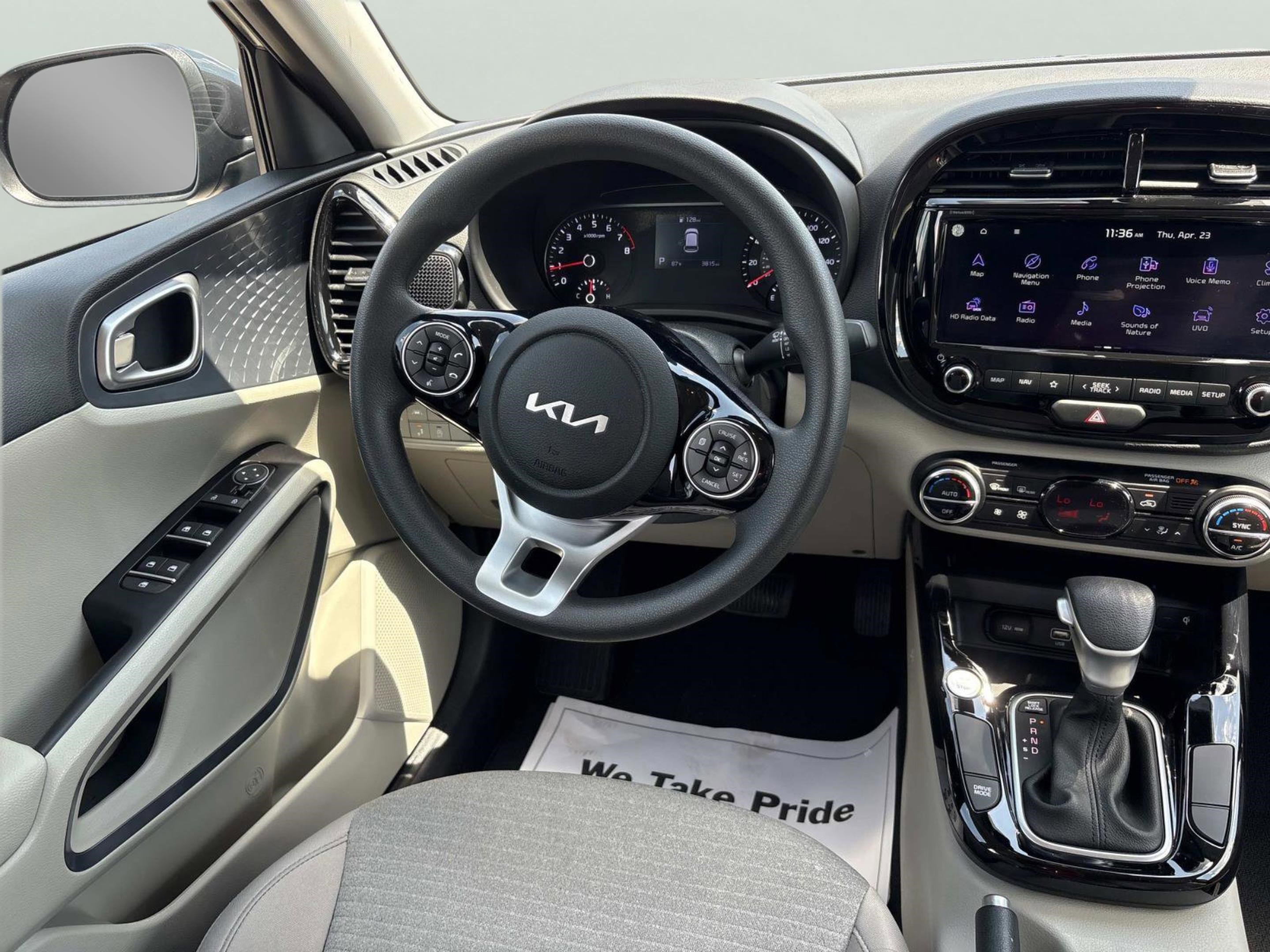 Used 2022 Kia Soul S FWD image 10