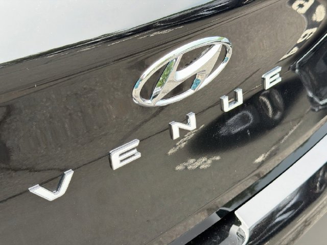 New 2026 Hyundai Venue SEL FWD image 21