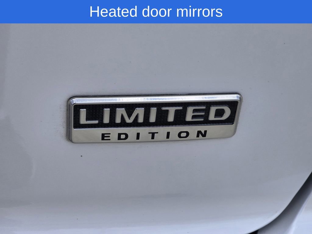 Used 2024 Mitsubishi Eclipse Cross LE AWD/4WD image 11