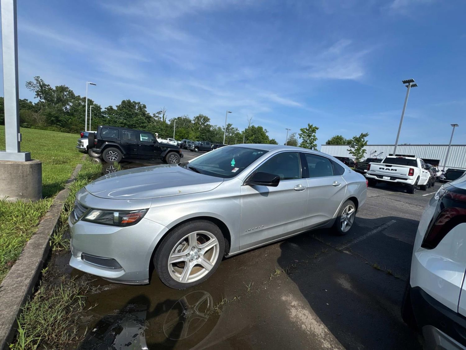 Used 2017 Chevrolet Impala LS FWD image 5
